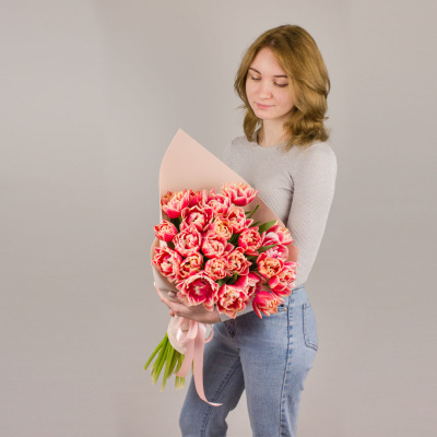 Букет из 25 пионовидных тюльпанов колумбус 46327