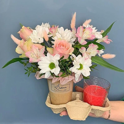 Сет "Ароматный". Набор стаканчики с цветами и аромасвечой 70341